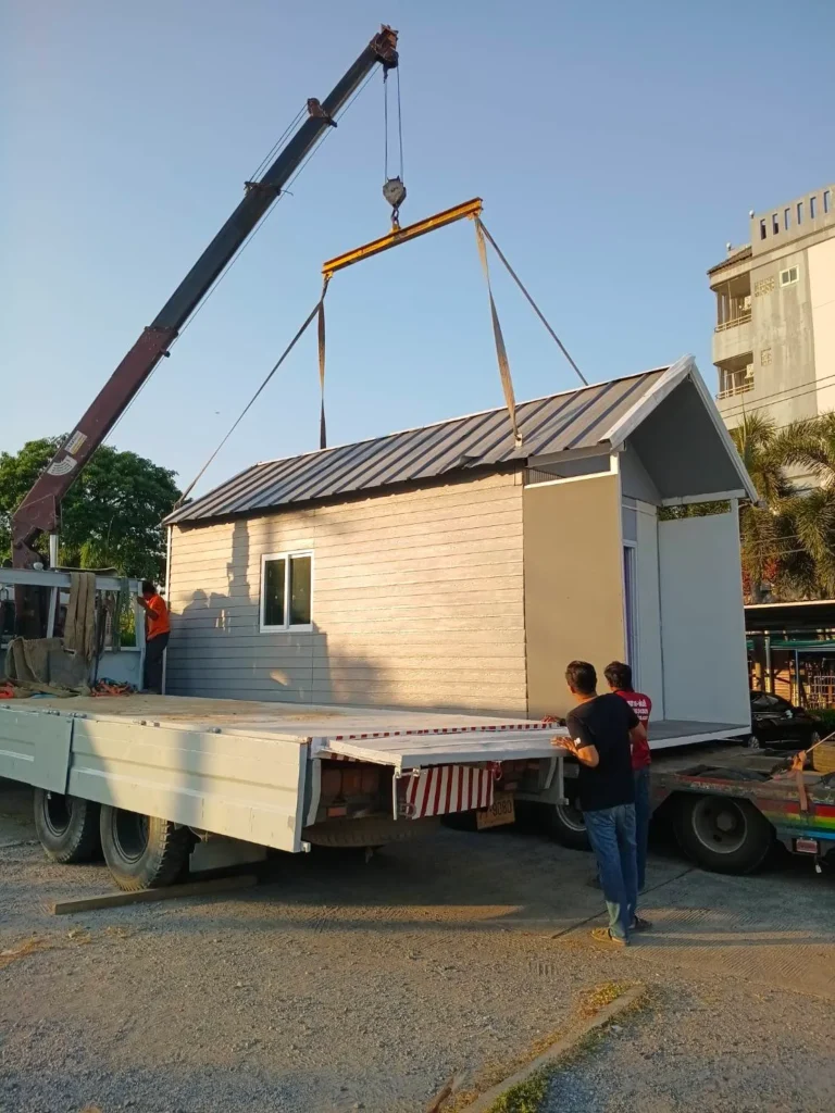 รถบรรทุกติดเครน ระนอง